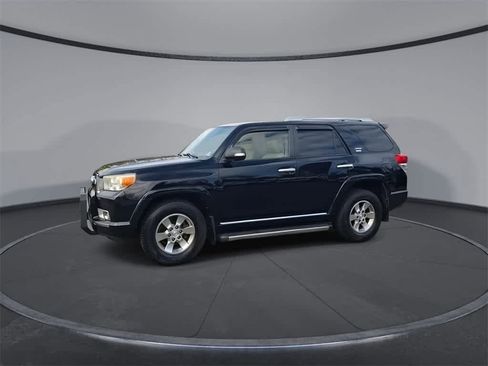 Used 2013 Toyota 4Runner SR5 image 4