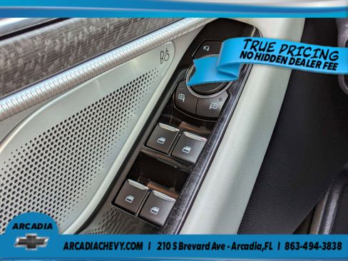 Used 2025 Ford Explorer Platinum w/ Ultimate Package AWD/4WD image 28