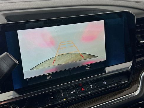 Used 2023 Chevrolet Silverado 1500 LT w/ Protection Package image 10