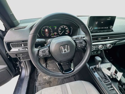 Used 2025 Honda Civic Sport image 11
