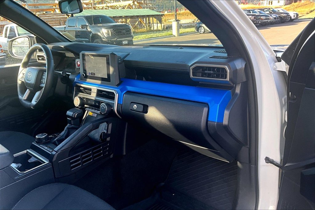 Used 2025 Toyota 4Runner TRD Off-Road AWD/4WD image 17