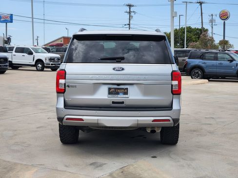 Certified 2023 Ford Expedition XLT AWD/4WD image 8