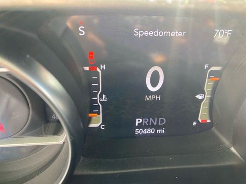 Used 2023 Jeep Gladiator Overland AWD/4WD image 7