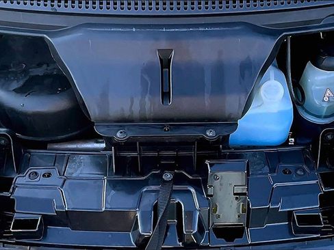 Used 2013 smart fortwo pure image 5