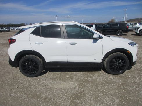 New 2026 Buick Encore GX Sport Touring image 3