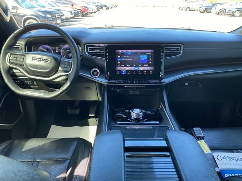 Used 2022 Jeep Wagoneer Series I image 26