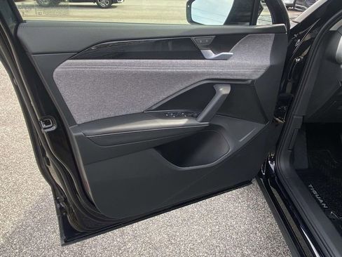 New 2026 Volkswagen Tiguan S FWD image 13