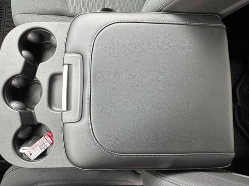 New 2025 RAM 2500 Big Horn image 24