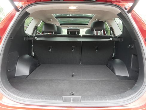 Used 2020 Hyundai Santa Fe Limited AWD/4WD image 18