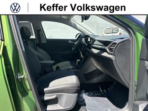 New 2026 Volkswagen Taos SE AWD/4WD image 29
