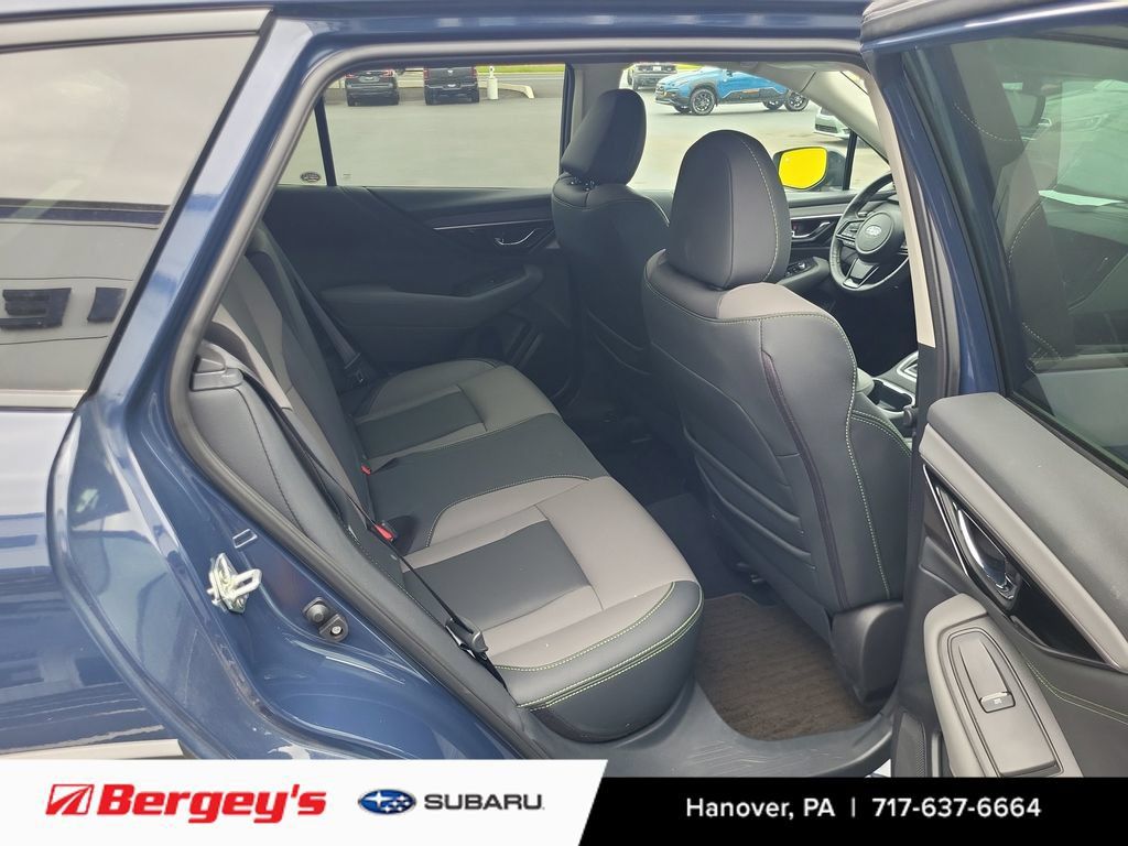 Used 2024 Subaru Outback Onyx Edition AWD/4WD image 11