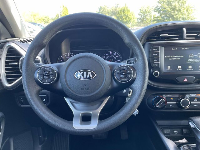 Used 2021 Kia Soul LX FWD image 12