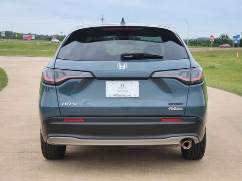 Certified 2025 Honda HR-V Sport image 8