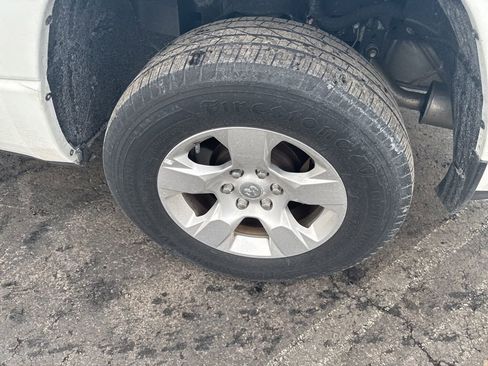 Used 2019 RAM 1500 Big Horn image 10