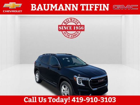Used 2024 GMC Terrain SLE w/ Driver Convenience Package AWD/4WD image 1