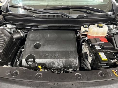 Used 2023 Buick Enclave Essence FWD image 25