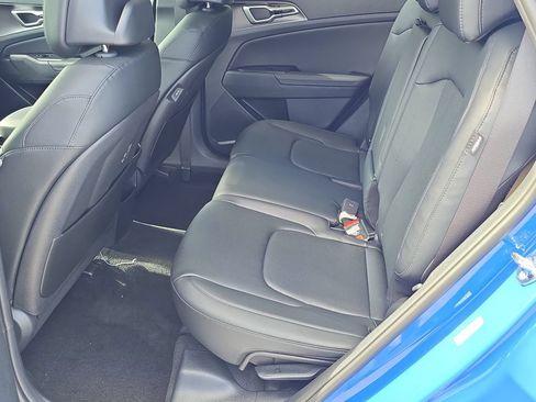 New 2026 Kia Sportage EX w/ EX Panorama Roof Package FWD image 18