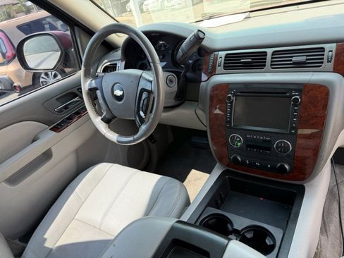 Used 2010 Chevrolet Tahoe LT w/ Luxury Package image 13