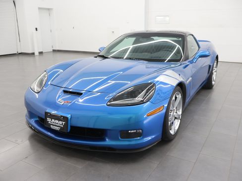 Used 2010 Chevrolet Corvette Grand Sport w/ Preferred Equipment Group RWD image 7