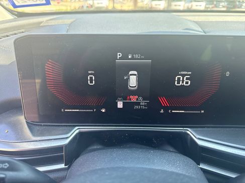 Used 2025 Kia Sorento S FWD image 5