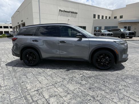 Certified 2024 INFINITI QX60 Luxe w/ Vision Package FWD image 10