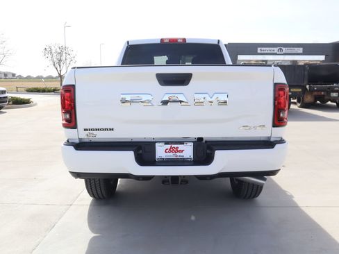 New 2026 RAM 2500 Big Horn AWD/4WD image 22