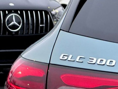 New 2026 Mercedes-Benz GLC 300 4MATIC image 10