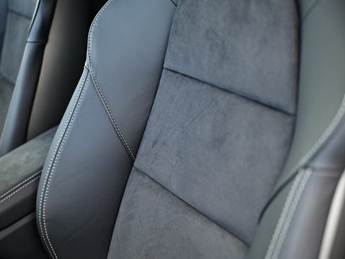 Certified 2018 Porsche 911 GT2 RS image 44