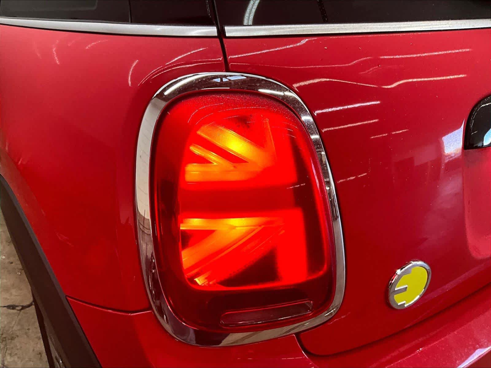 Used 2023 MINI Cooper SE FWD image 30
