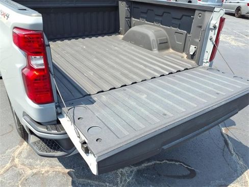 Used 2024 Chevrolet Silverado 1500 Custom image 30