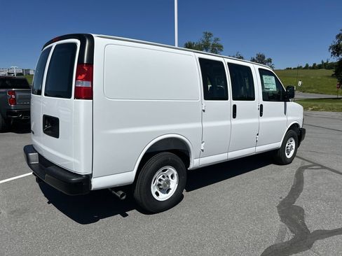 New 2026 Chevrolet Express 2500 w/ Driver Convenience Package RWD image 7