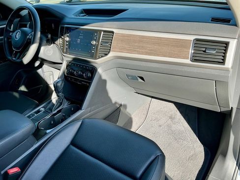 Used 2019 Volkswagen Atlas SEL image 24