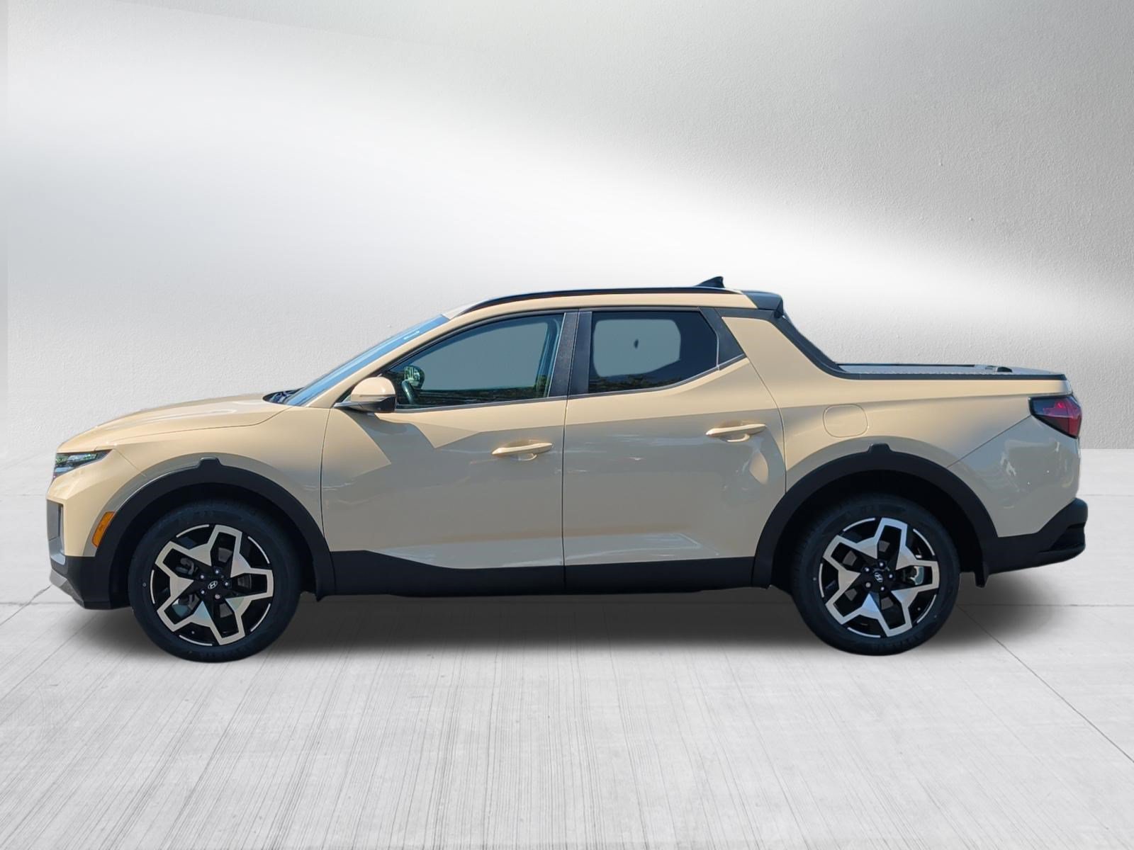 Used 2022 Hyundai Santa Cruz Limited AWD/4WD image 4