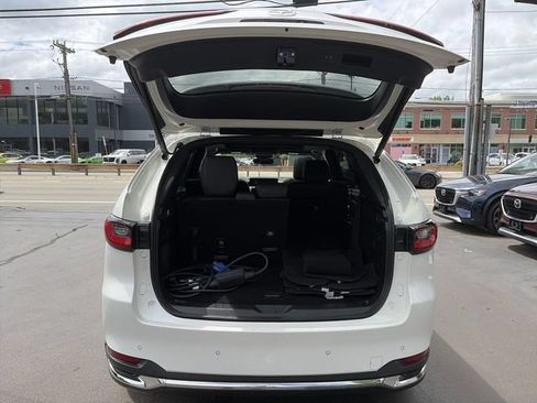 Certified 2024 MAZDA CX-90 Plug-In Hybrid w/ Premium Plus AWD/4WD image 23