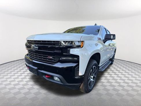 Used 2020 Chevrolet Silverado 1500 LT Trail Boss AWD/4WD image 3