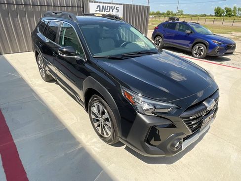Used 2025 Subaru Outback Limited AWD/4WD image 43