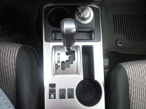 Used 2024 Toyota 4Runner SR5 image 29