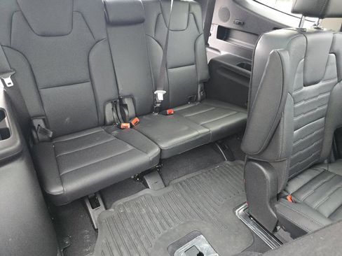 Used 2025 Kia Telluride SX Prestige image 23