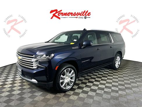 Used 2021 Chevrolet Suburban High Country w/ Premium Package image 3