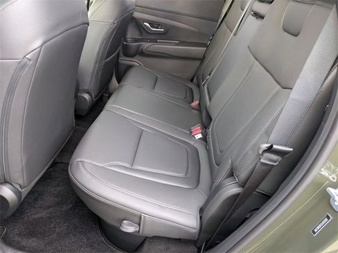 Certified 2025 Hyundai Santa Cruz SEL image 15