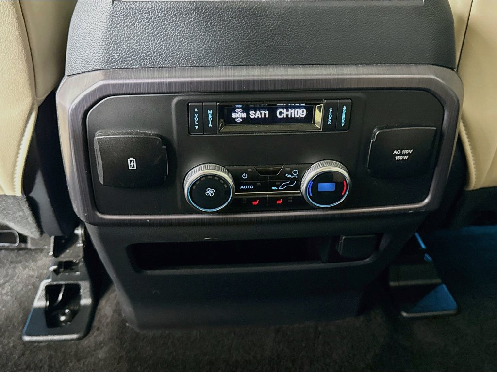 Used 2023 Ford Expedition Platinum AWD/4WD image 28