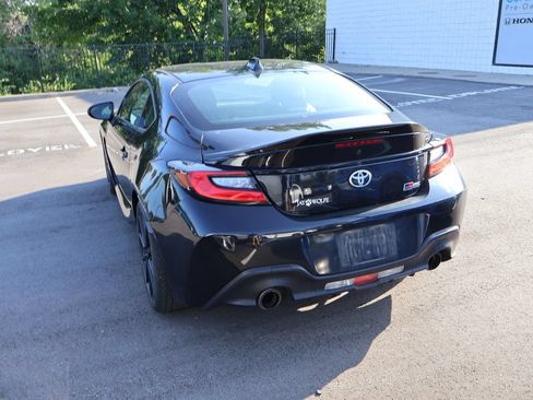 Used 2023 Toyota GR86 Premium w/ ALL Weather Mat Package (TMS) RWD image 7