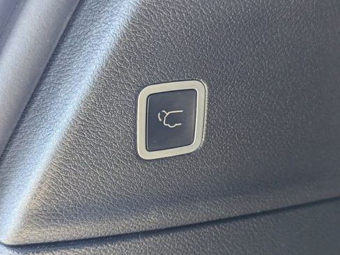 Used 2018 Chrysler Pacifica Limited w/ Advanced Safetytec Group image 31