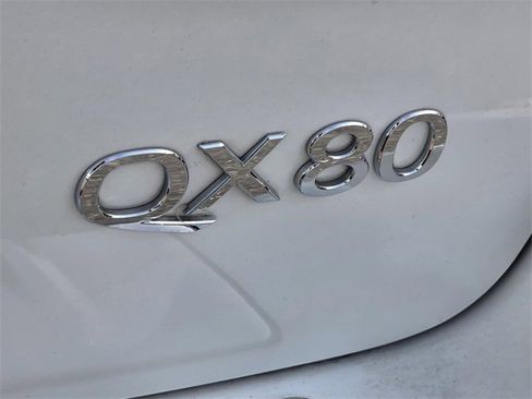 Used 2021 INFINITI QX80 Sensory w/ All-Season Package image 15