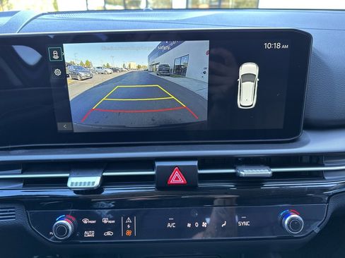 New 2026 Kia Sportage EX w/ EX Panorama Roof Package image 34