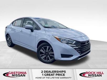 New 2025 Nissan Versa SV w/ Trunk Package