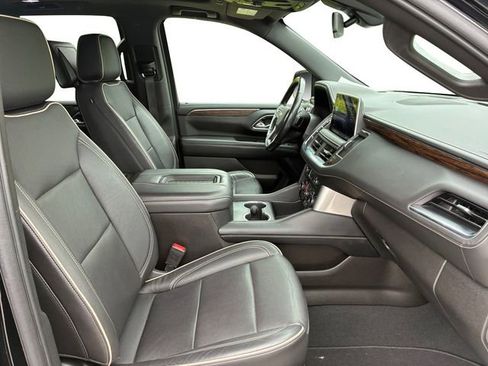 Certified 2021 Chevrolet Tahoe Premier AWD/4WD image 12