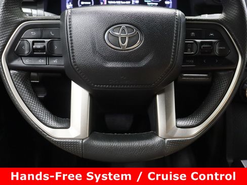 Used 2024 Toyota Tacoma TRD Off-Road image 24