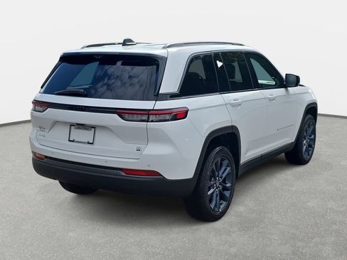 New 2026 Jeep Grand Cherokee Limited AWD/4WD image 5