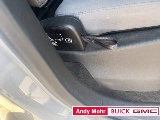 Used 2016 GMC Canyon 4x4 Extended Cab w/ Convenience Package image 36